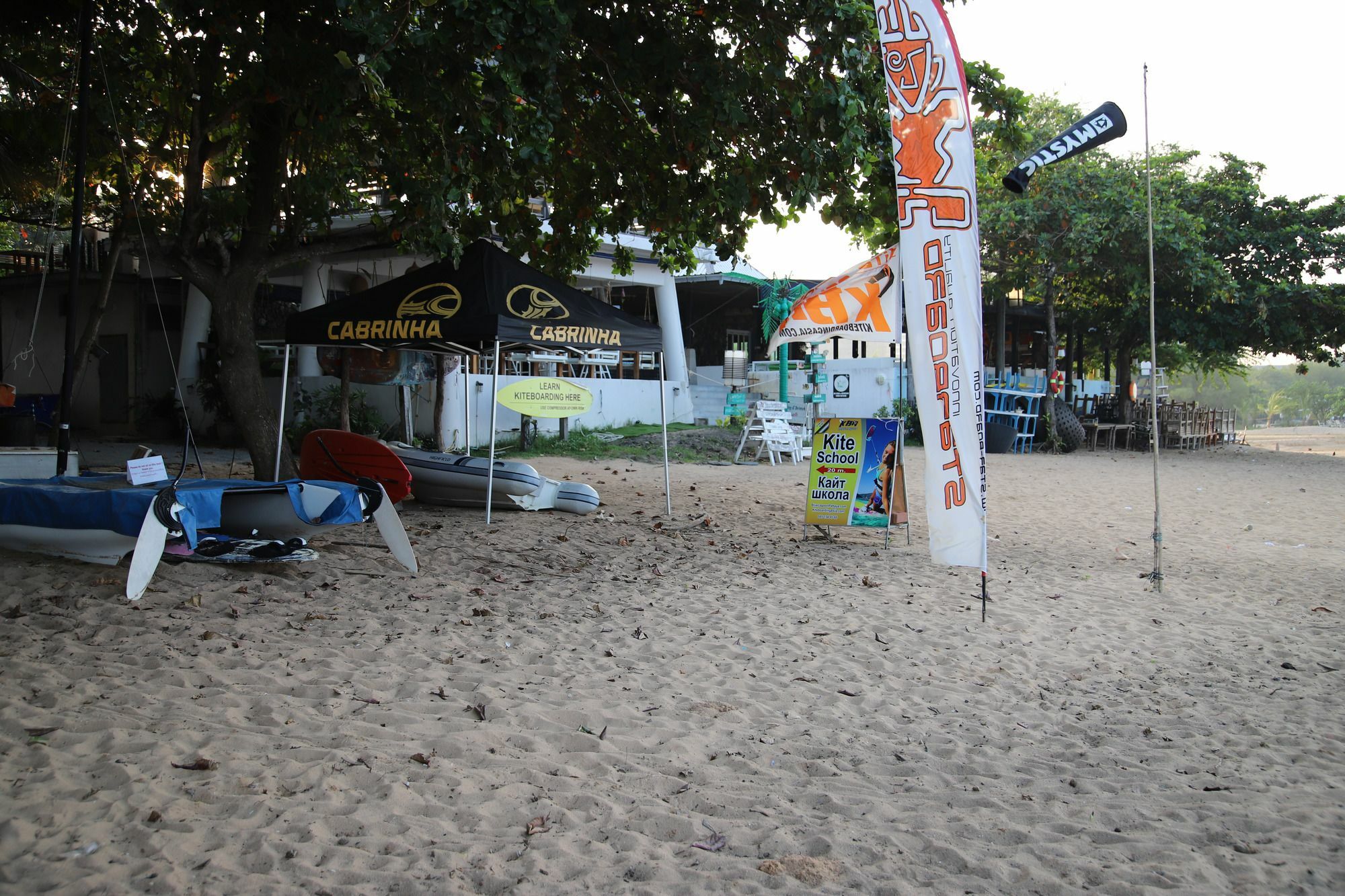 Baan Dhewaran Beachfront Villa Jomtien Beach Zewnętrze zdjęcie